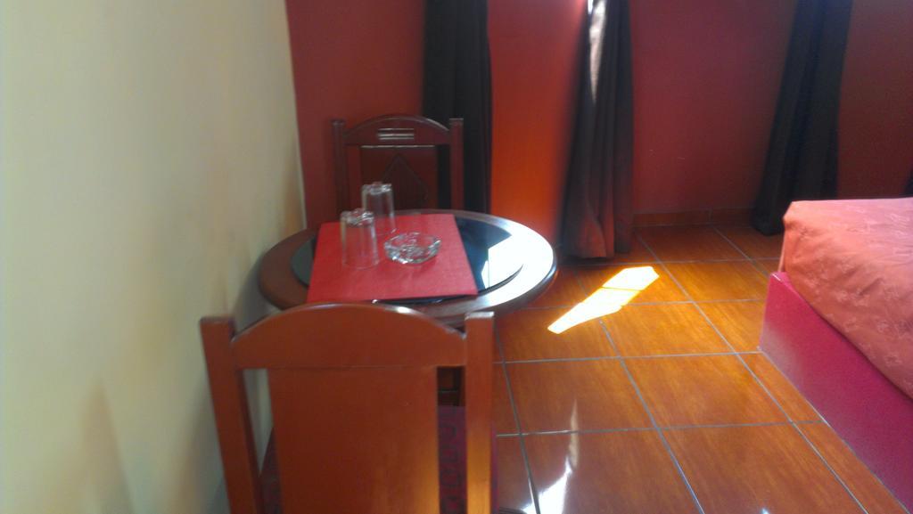 Hostal Gq Lima Ngoại thất bức ảnh
